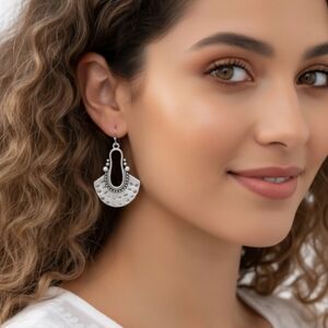 Boho Chic Antique Silver Plated Fan-Shaped Dangle Trendy Earrings